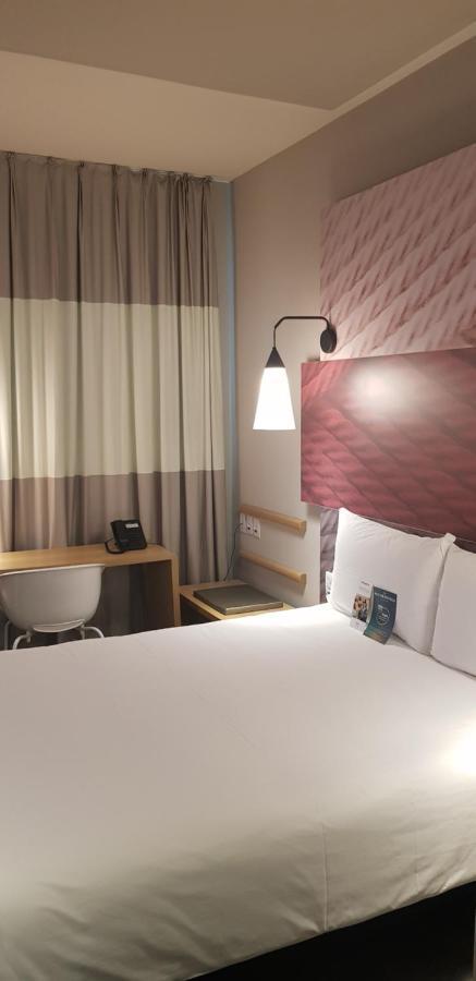 Ibis Carlos Barbosa Esterno foto