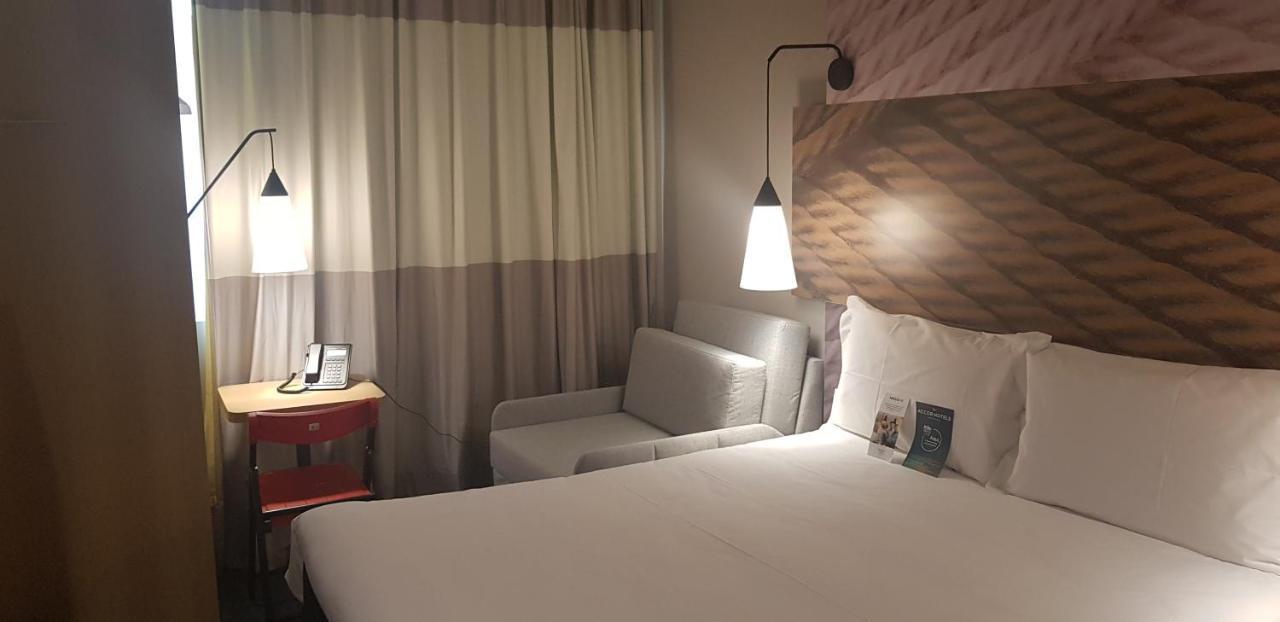 Ibis Carlos Barbosa Esterno foto